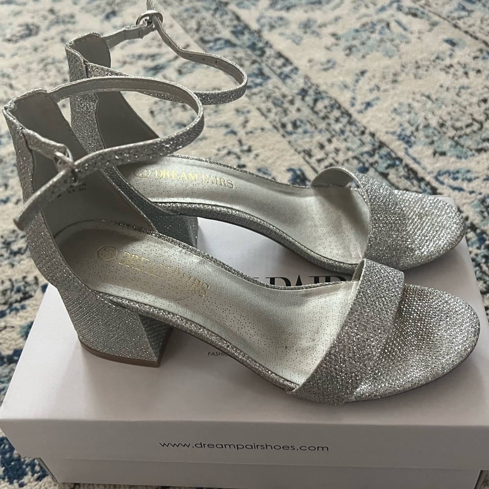 Silver sparkly low chunky heel - size 5.5